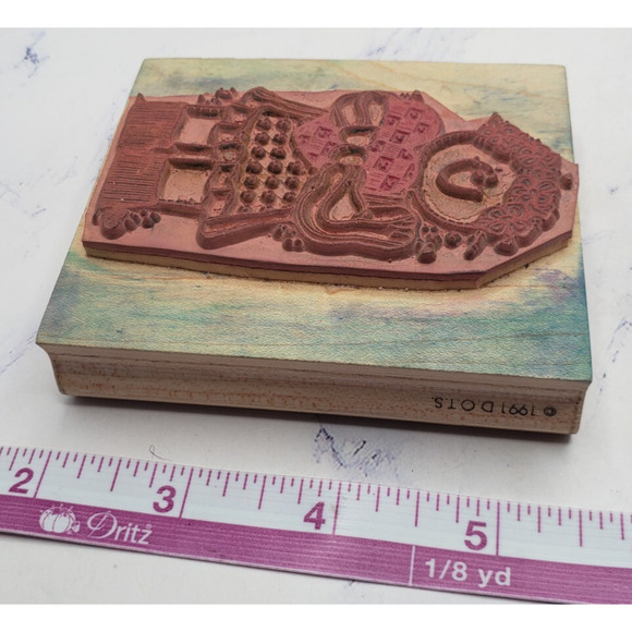 Curly Haired Girl Doll Love Hug A Heart Dots Wood Mounted Rubber Stamp - Picture 7 of 7